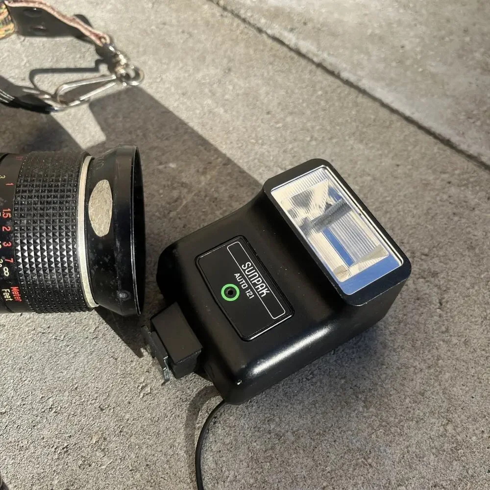 VTG Nice Metal Body Chinon SLR Metal Body Camera 50MM Lens Tested Clean